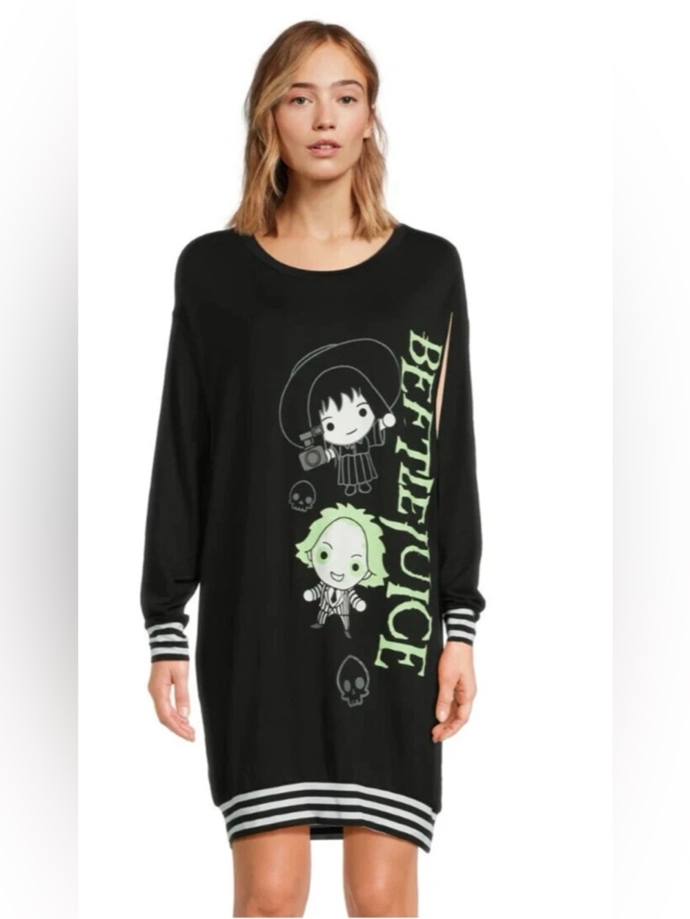 Beetlejuice Medium‎ Nostalgia Lounge Sleep Shirt Whimsical Goth Soft Grunge